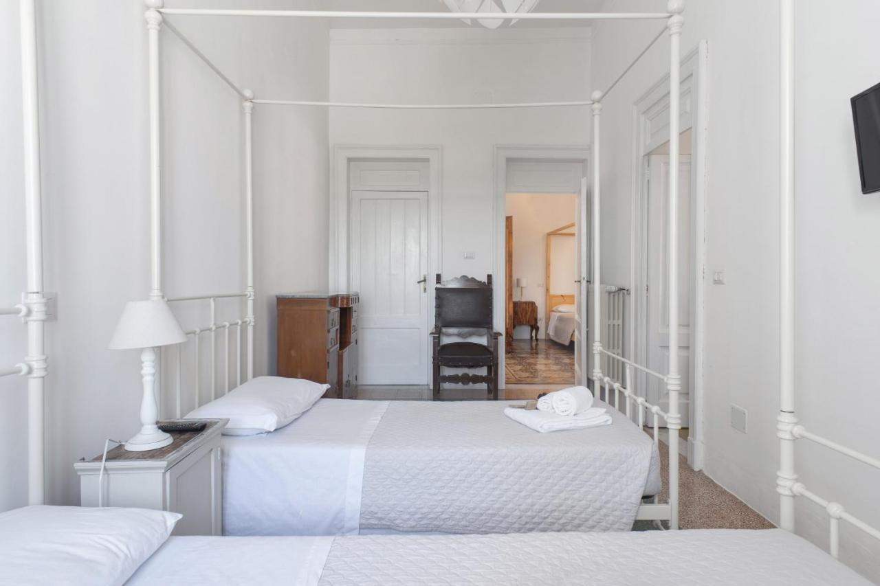 Palazzo Ashian Bed & Breakfast Acquarica del Capo Exterior photo